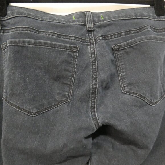 J BRAND - Olympia | size 29 | Classic Blue Dark Wash Jeans - Picture 11 of 16